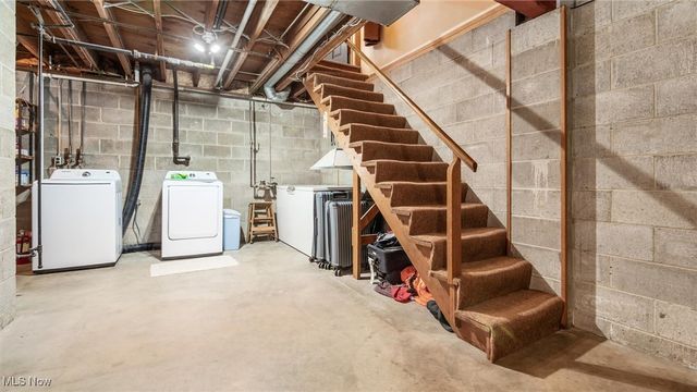 65521 Highland Hills Road, Cambridge, OH 43725