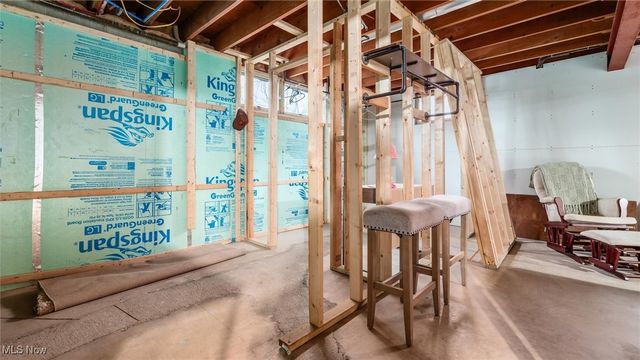 65521 Highland Hills Road, Cambridge, OH 43725