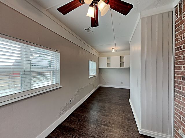 551 Rand Drive, Burleson, TX 76028