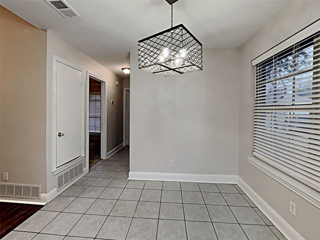 551 Rand Drive, Burleson, TX 76028