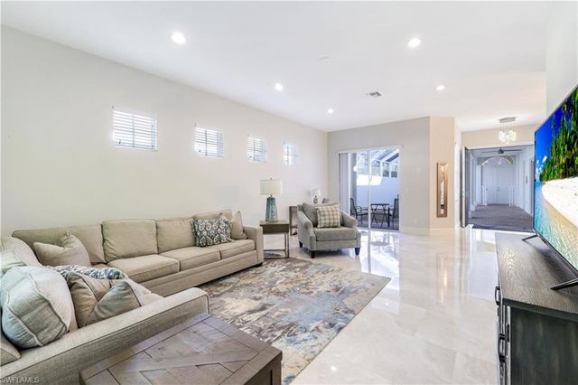 5652 Kensington LOOP, Fort Myers, FL 33912
