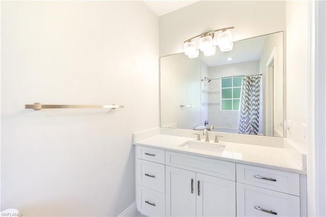 5652 Kensington LOOP, Fort Myers, FL 33912