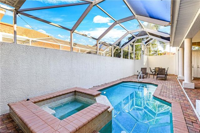 5652 Kensington LOOP, Fort Myers, FL 33912