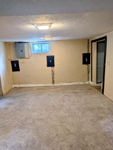 523 11th Street N, Moorhead, MN 56560