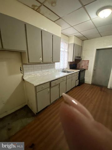 610 E MAIN ST, Norristown, PA 19401