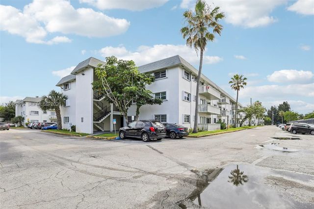 15225 NE 6th Ave B208, Miami, FL 33162