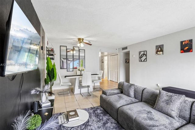 15225 NE 6th Ave B208, Miami, FL 33162