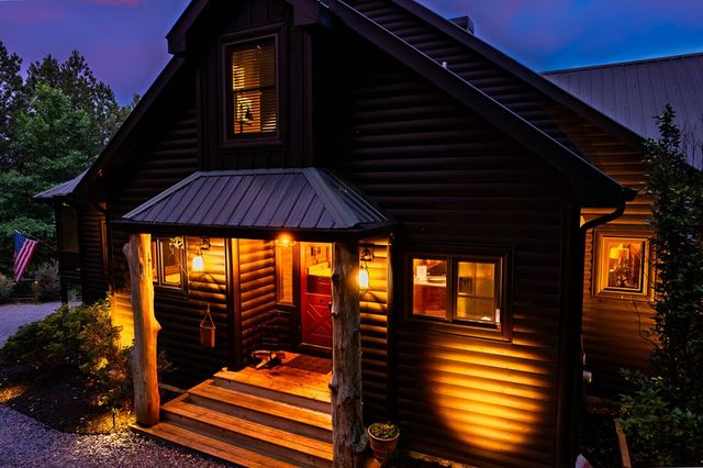239 Ridge Top Drive, Ellijay, GA 30536