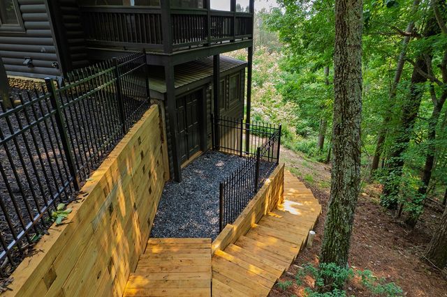 239 Ridge Top Drive, Ellijay, GA 30536