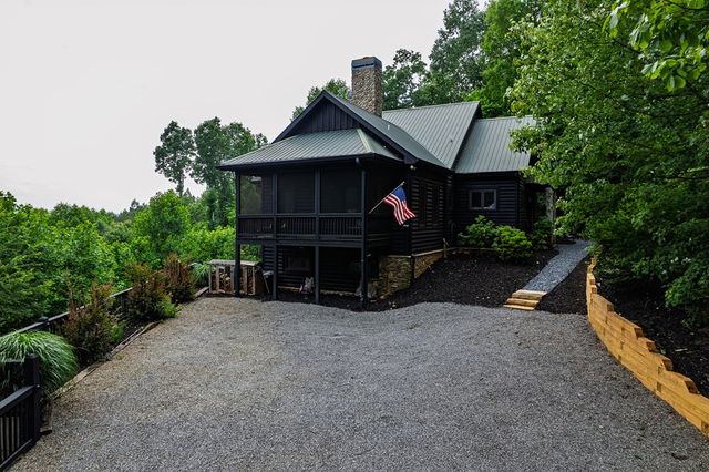 239 Ridge Top Drive, Ellijay, GA 30536