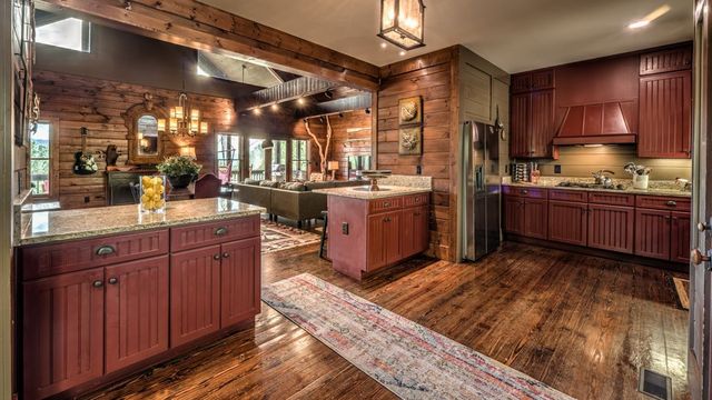 239 Ridge Top Drive, Ellijay, GA 30536