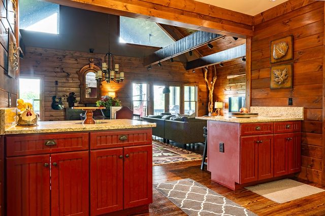 239 Ridge Top Drive, Ellijay, GA 30536