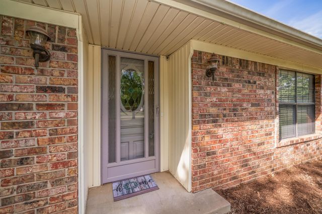 115 Tiffany St, Longview, TX 75605