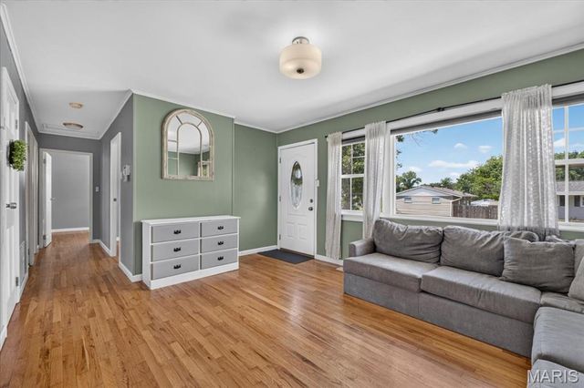 11376 Revere Lane, St Louis, MO 63128