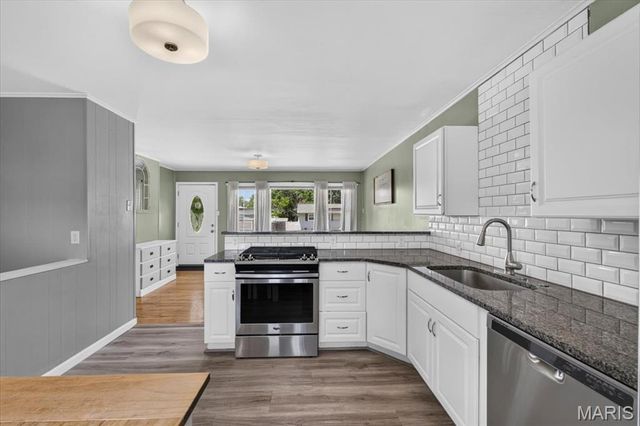 11376 Revere Lane, St Louis, MO 63128