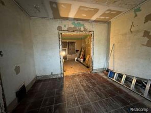 3417 Hurlbut Street, Detroit, MI 48214