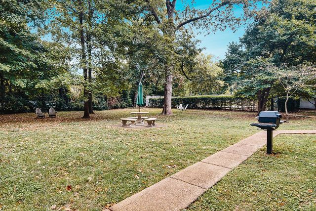 4225 Harding Pike Apt 408, Nashville, TN 37205