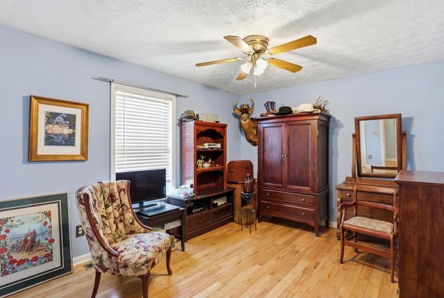 1346 Oakland Lane, Harrodsburg, KY 40330