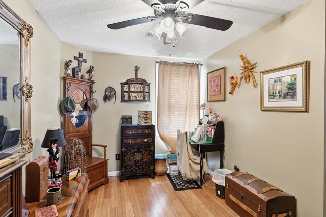 1346 Oakland Lane, Harrodsburg, KY 40330