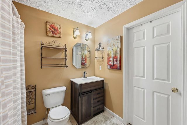 1346 Oakland Lane, Harrodsburg, KY 40330