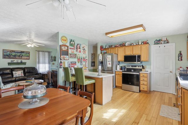 1346 Oakland Lane, Harrodsburg, KY 40330