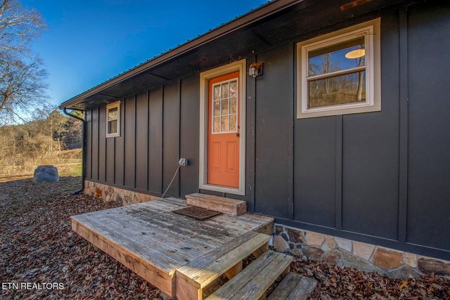 2382 Highway 39E, Englewood, TN 37329