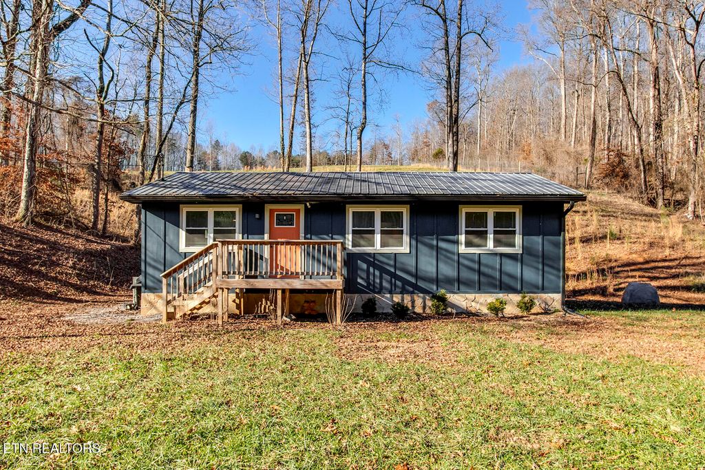 2382 Highway 39E, Englewood, TN 37329