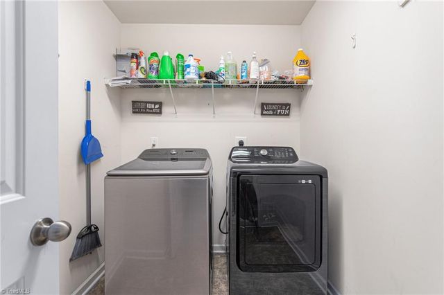 3674 Hayfield Court, Thomasville, NC 27360