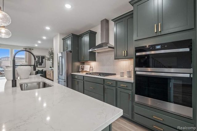 42830 Atwood Avenue, Novi, MI 48375