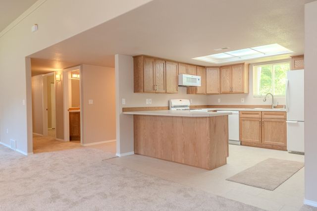 1010 S Houk Rd, Spokane Valley, WA 99216