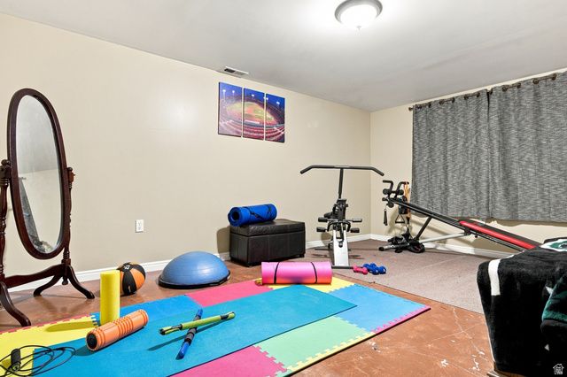 1368 EASTPOINT DR, Sandy, UT 84092