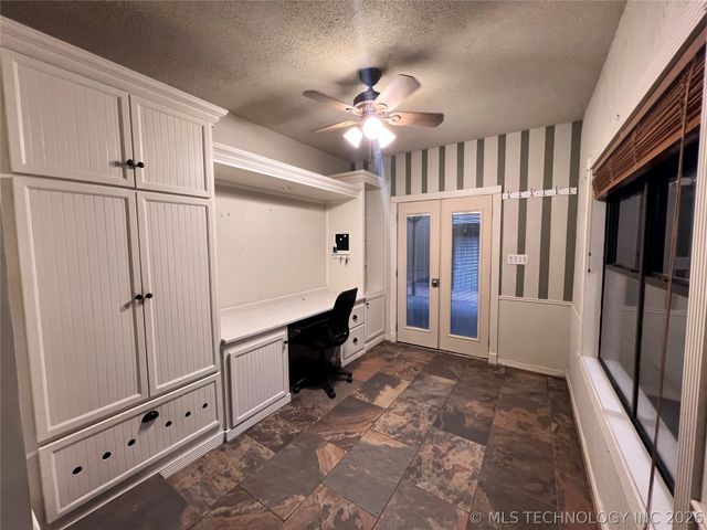 11782 Oak Ridge Street, Kingston, OK 73439