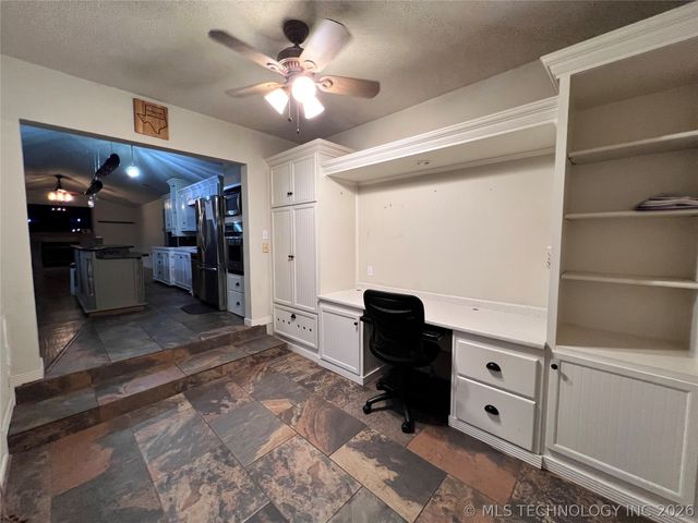 11782 Oak Ridge Street, Kingston, OK 73439