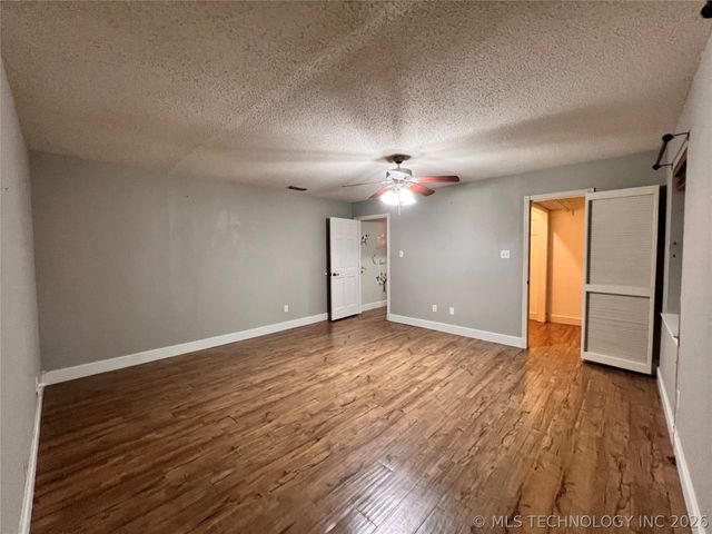 11782 Oak Ridge Street, Kingston, OK 73439