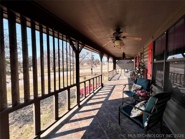 11782 Oak Ridge Street, Kingston, OK 73439