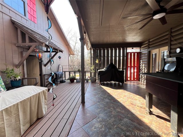 11782 Oak Ridge Street, Kingston, OK 73439