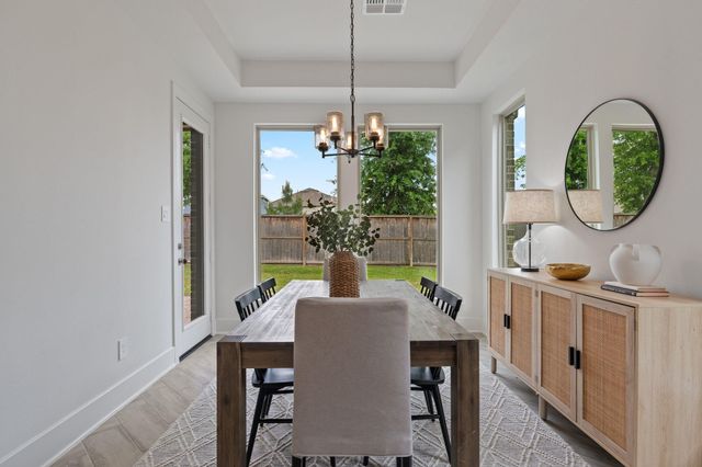 914 Sendero Trail, Conroe, TX 77304