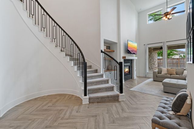 914 Sendero Trail, Conroe, TX 77304