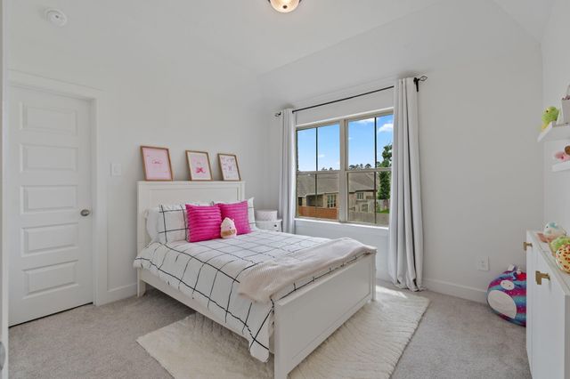 914 Sendero Trail, Conroe, TX 77304