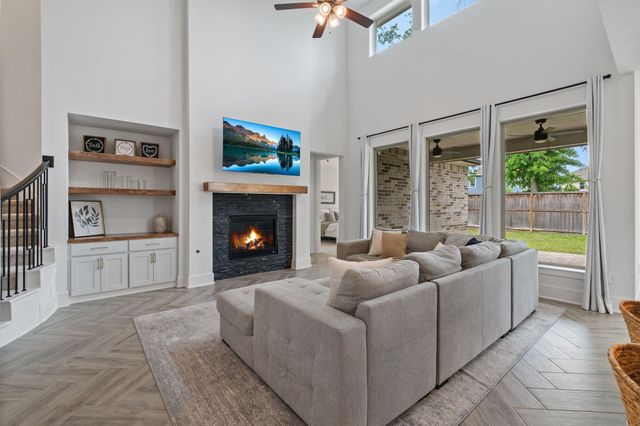 914 Sendero Trail, Conroe, TX 77304