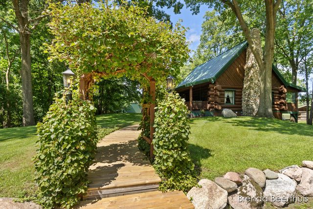 11301 108th Street Se, Bowne Twp, MI 49325