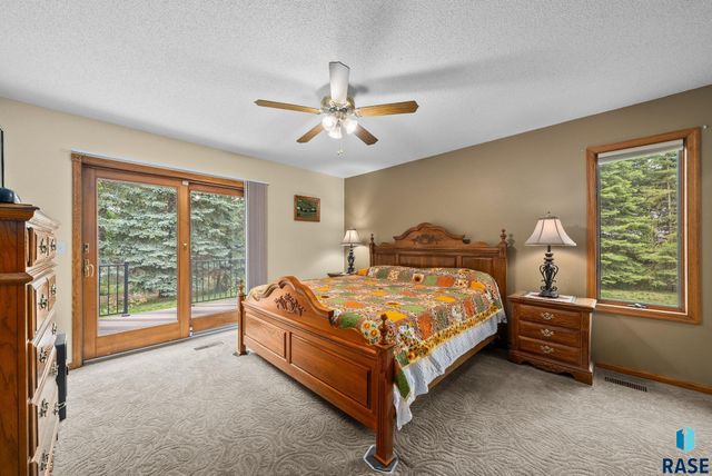 47027 272ND St Street, Tea, SD 57064