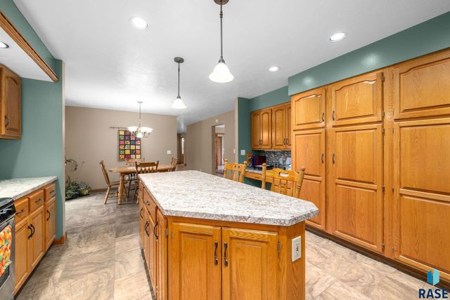 47027 272ND St Street, Tea, SD 57064