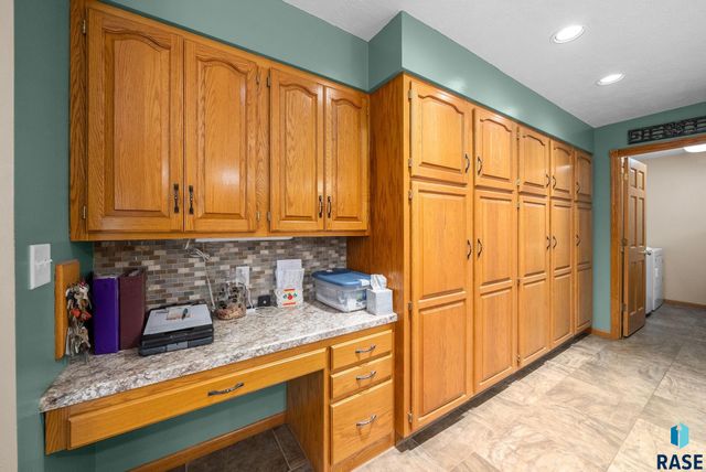 47027 272ND St Street, Tea, SD 57064