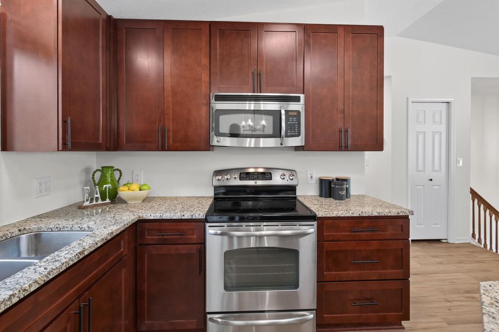 6266 Rivlyn Avenue NW, Anoka, MN 55303 — photo 5