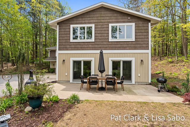 16580 Lake Michigan Drive, West Olive, MI 49460