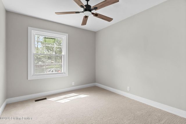 1415 Cedarbrook Rd, Goshen, KY 40026