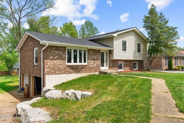 1415 Cedarbrook Rd, Goshen, KY 40026