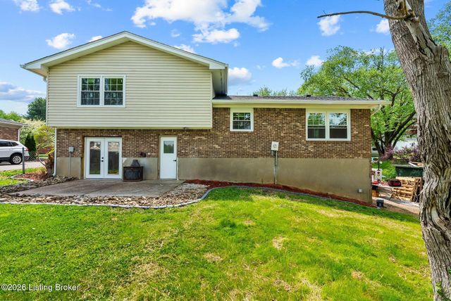 1415 Cedarbrook Rd, Goshen, KY 40026