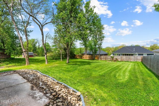 1415 Cedarbrook Rd, Goshen, KY 40026